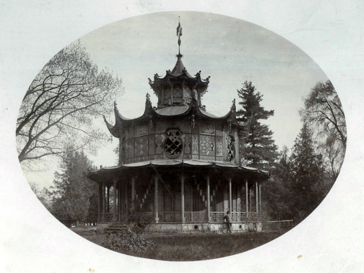 Čínský pavilon před demolicí v roce 1892