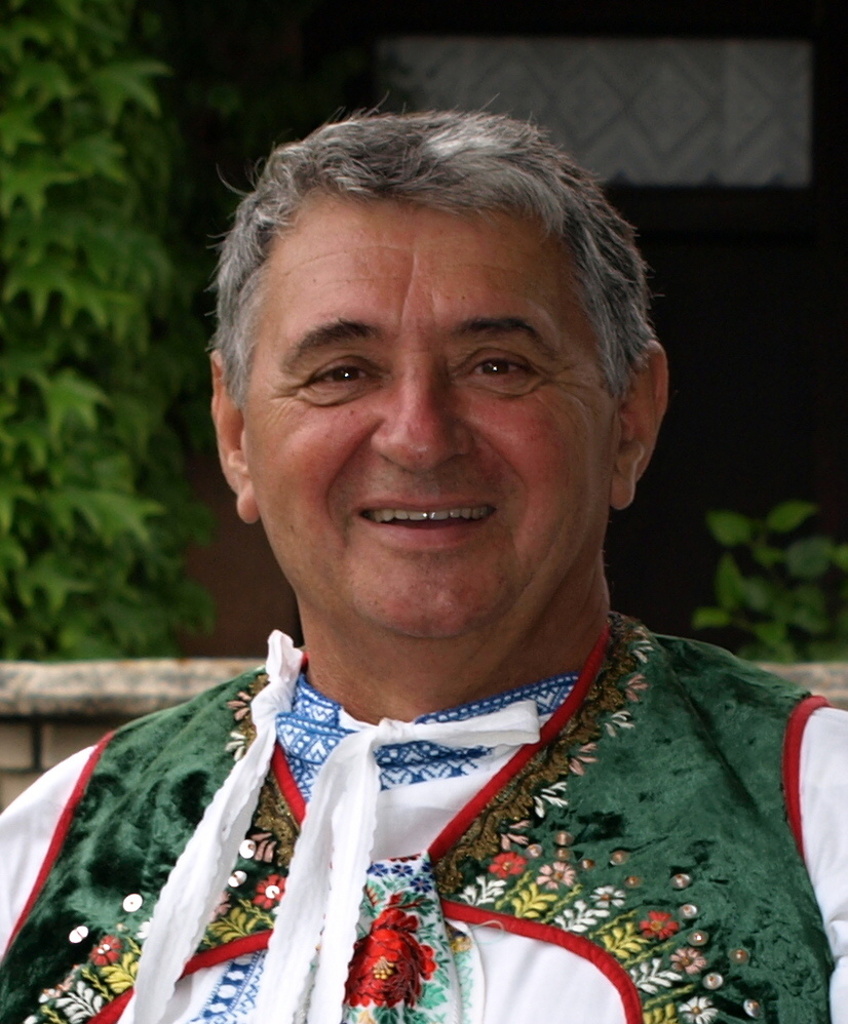 O. Pelčák na sobě míval nejen uniformu či skafandr, ale i kroj, r. 2007 